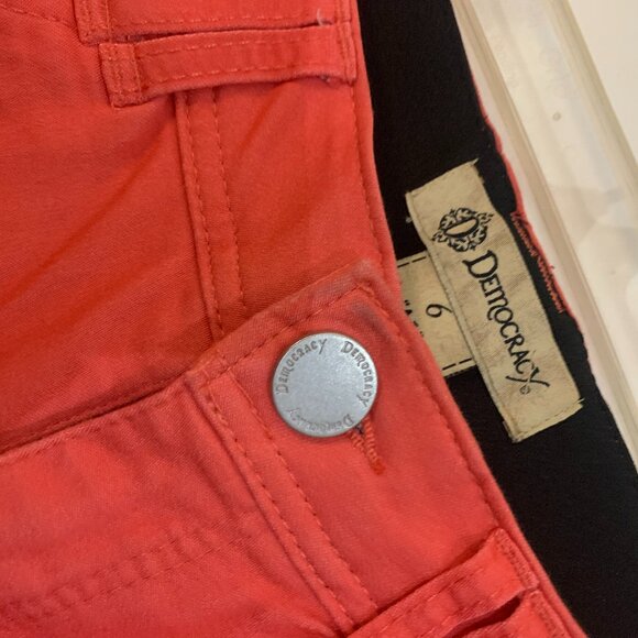 Jeans - Picture 2 of 3